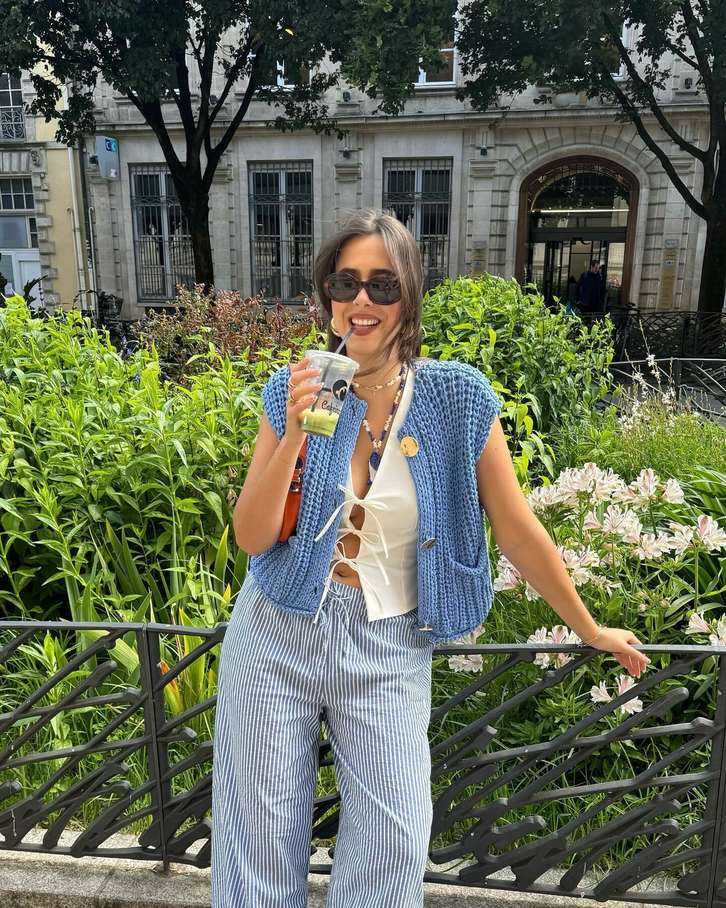 Elena | Sleeveless Knit Cardigan Featuring Pockets