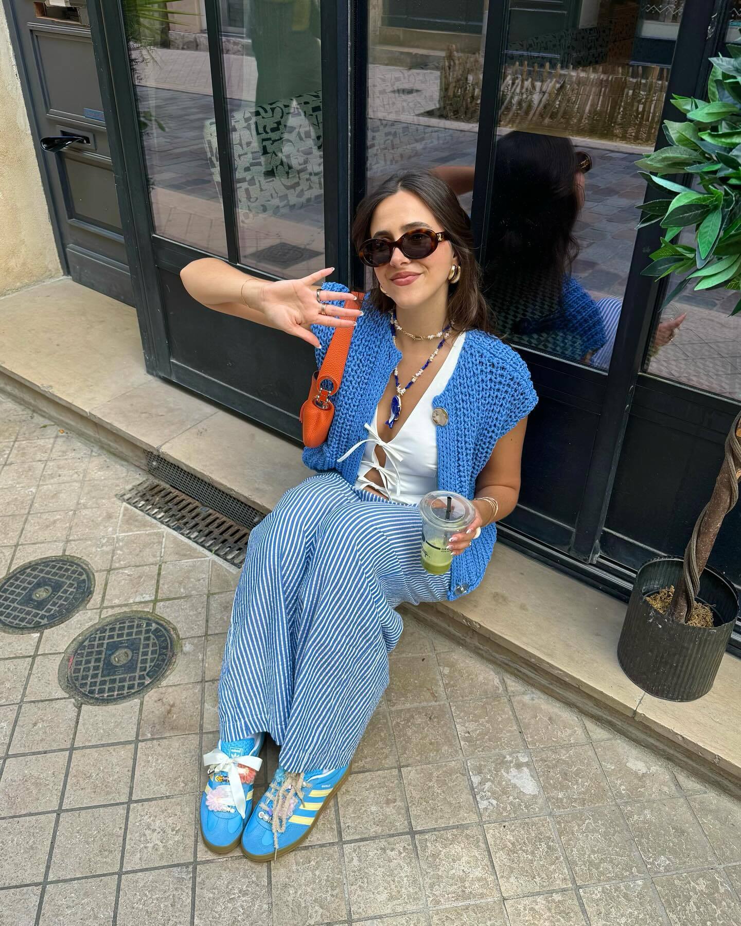 Elena | Sleeveless Knit Cardigan Featuring Pockets