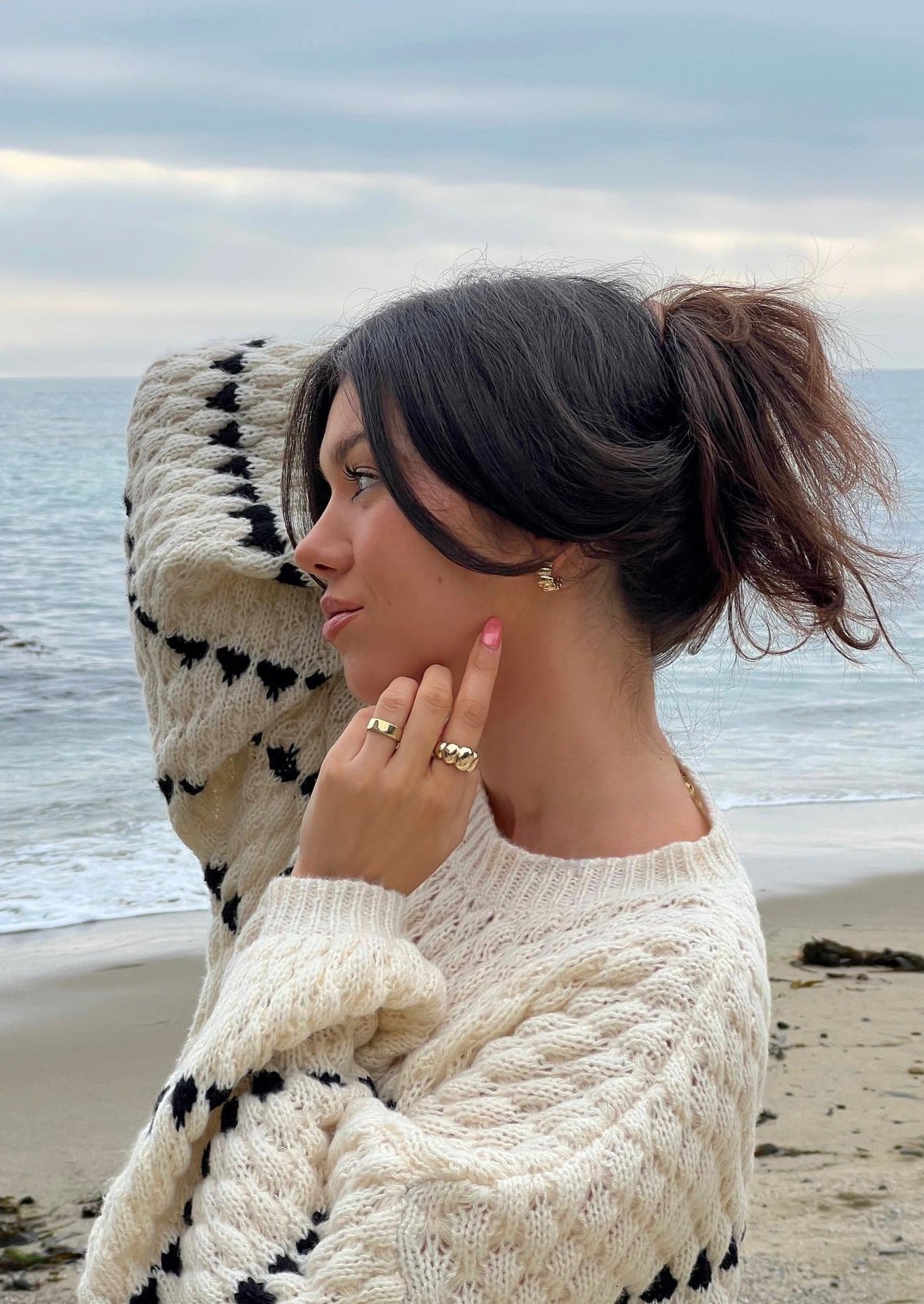 Vanilla Oversized Knit Sweater – Ultimate Comfort & Chic Style