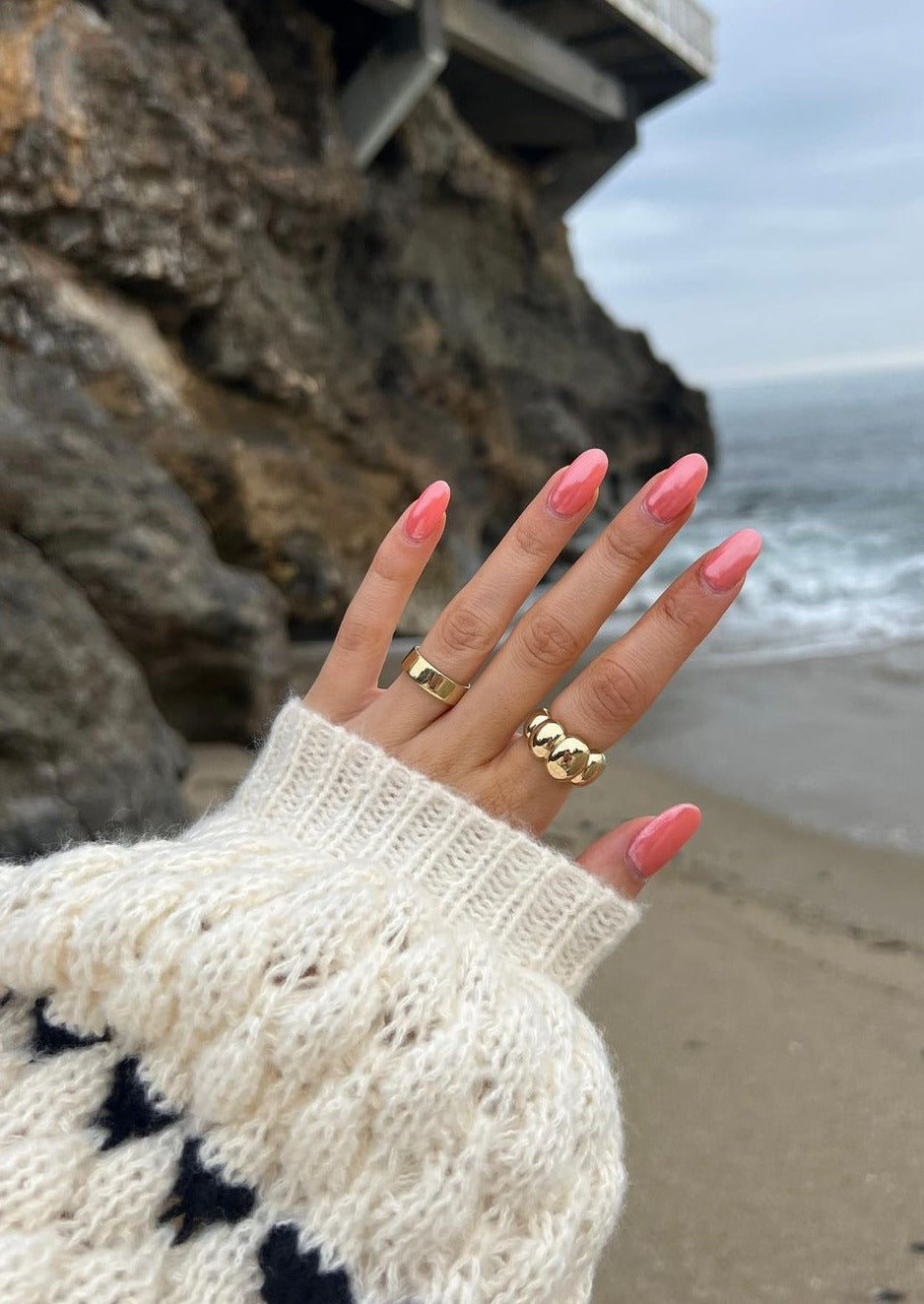 Vanilla Oversized Knit Sweater – Ultimate Comfort & Chic Style