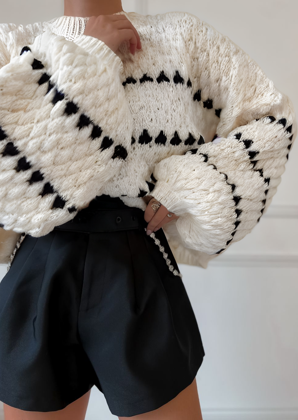 Vanilla Oversized Knit Sweater – Ultimate Comfort & Chic Style