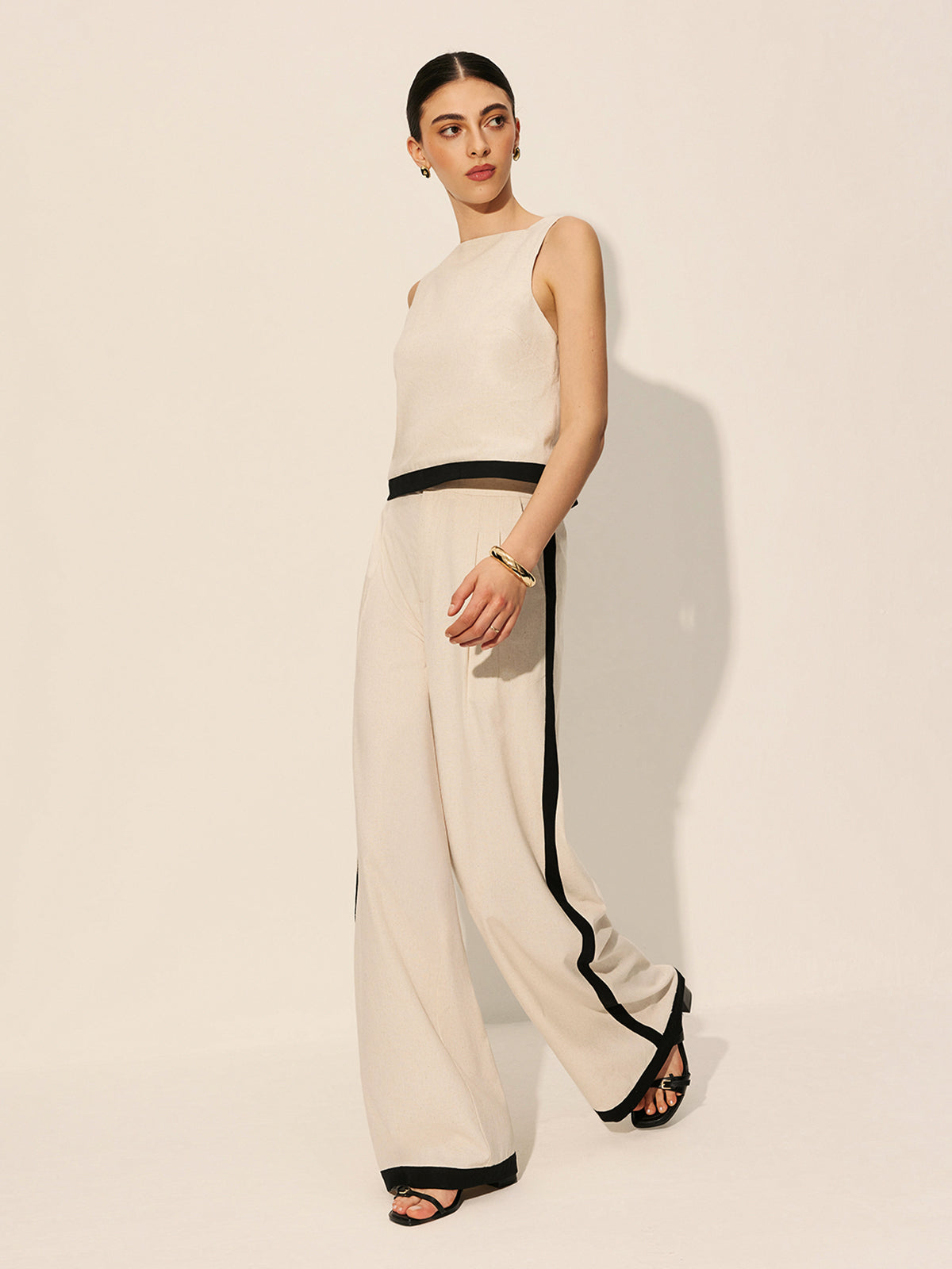 Loren | Women's Linen Cotton Suit with Contrasting Accents