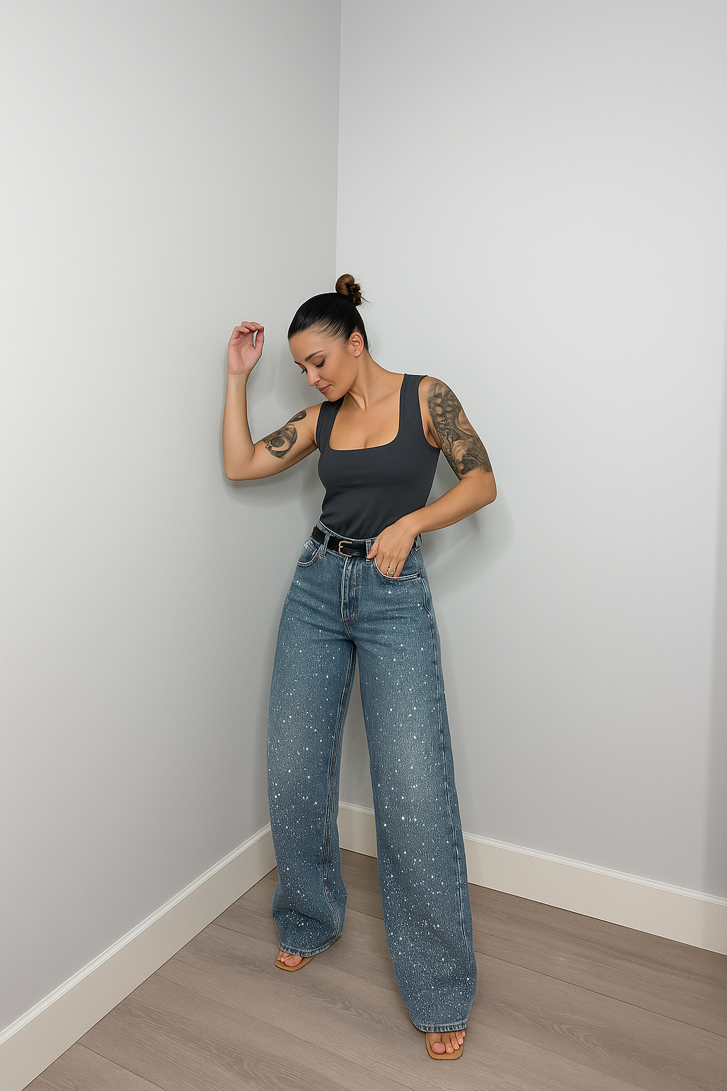 Sanay | High-Waisted Straight Leg Jeans with Sparkling Accents
