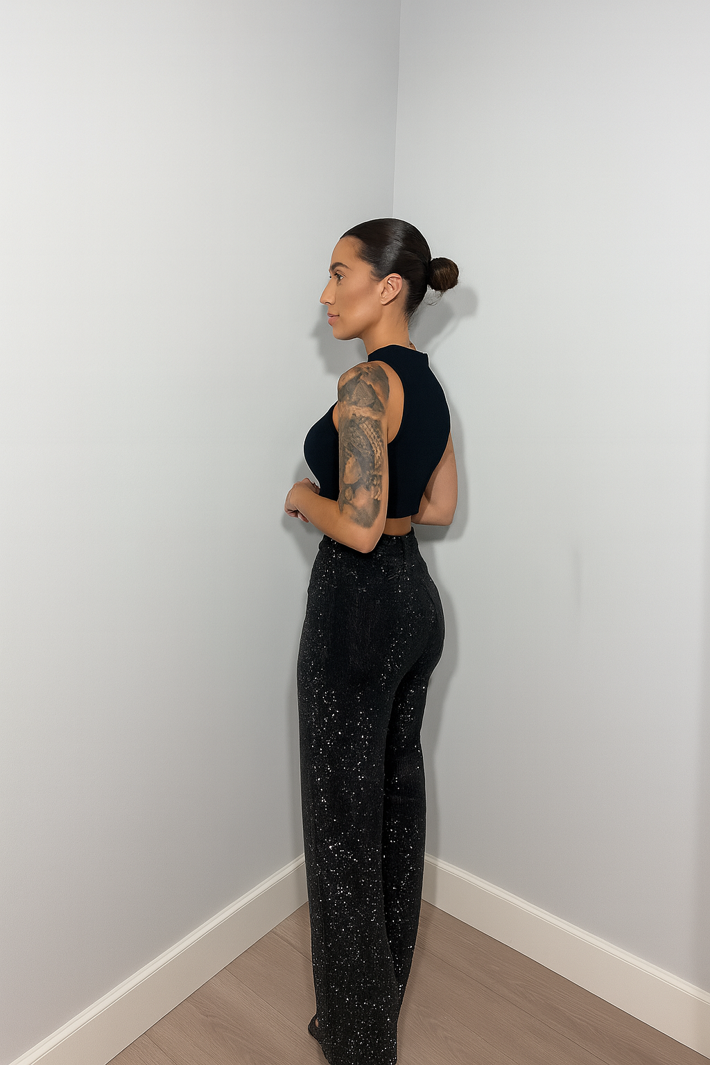 Sanay | High-Waisted Straight Leg Jeans with Sparkling Accents