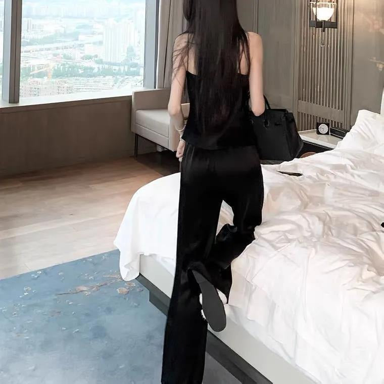 Liliana | Elegant Wide Leg Satin Pants – Stylish & Comfortable