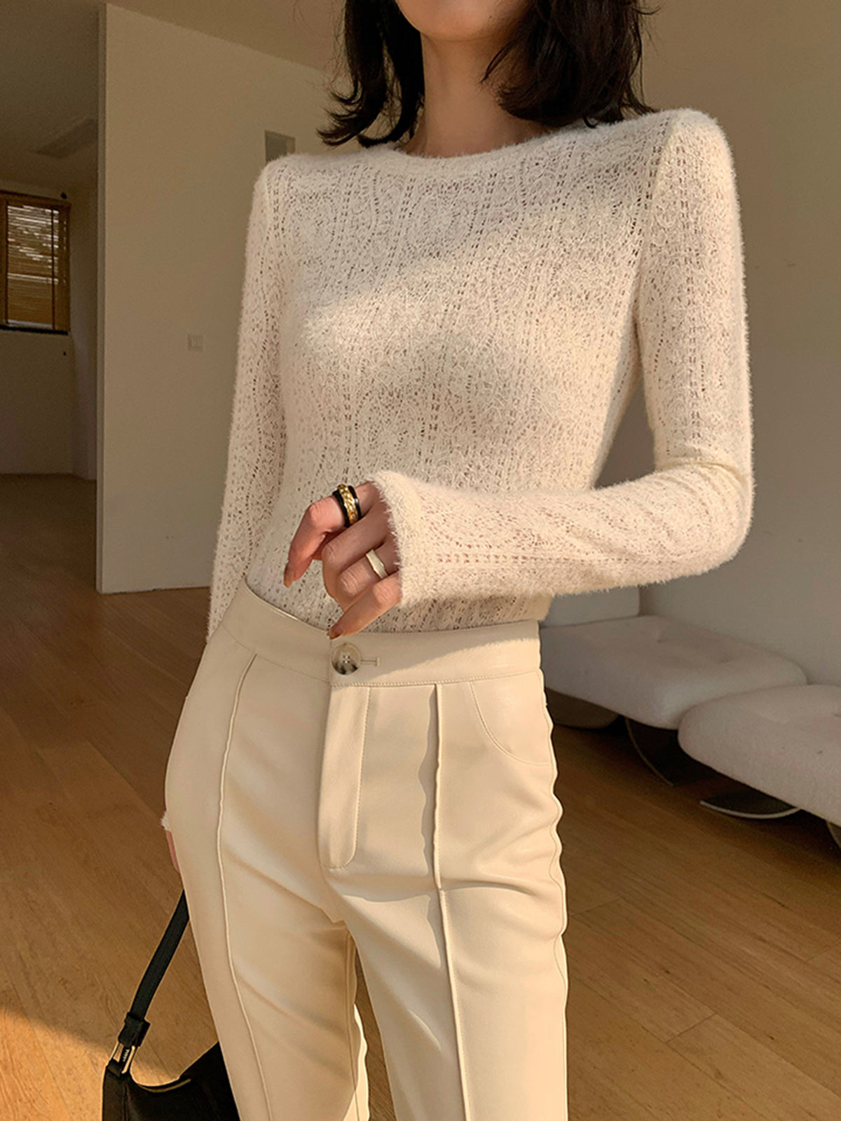 Flora | Women's Regular Fit Crew Neck Top