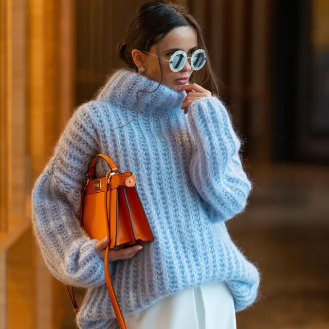 Nadine | Royale Dames Cozy Knitted Turtleneck Sweater with Wide Sleeves - Chic and Warm