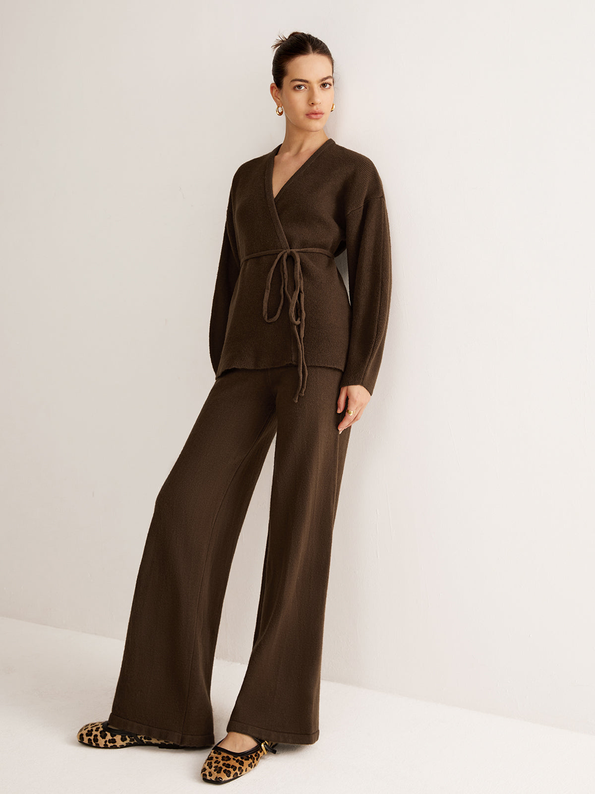 Girona | Women's Sweater Pants Set - Knitted Fabric Blend with Belt