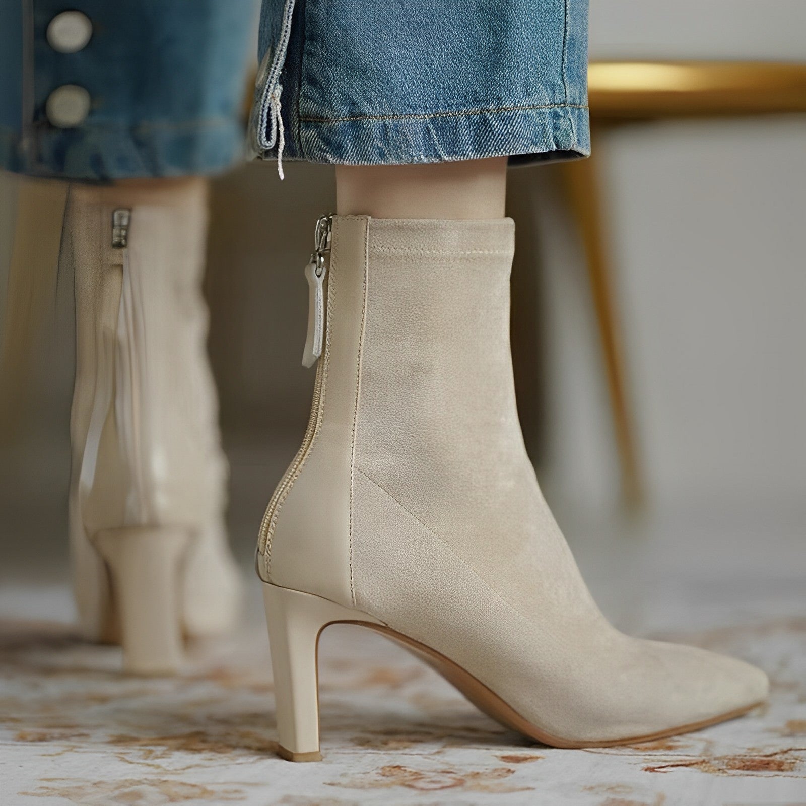 Elegant High Heel Boots with Zipper Detail