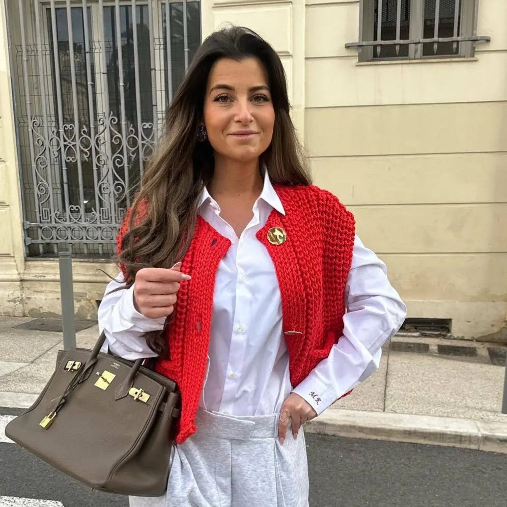 Elena | Sleeveless Knit Cardigan Featuring Pockets