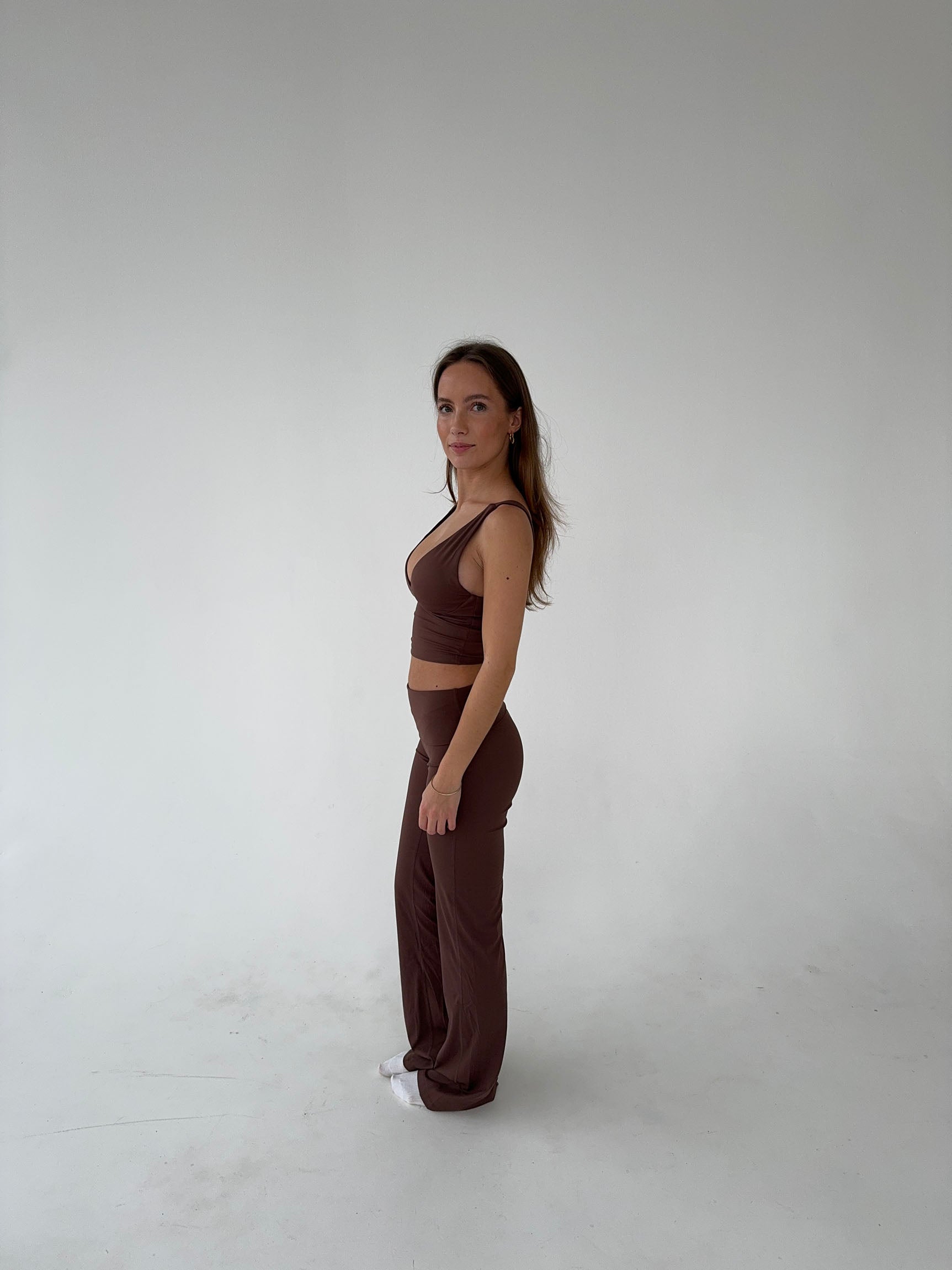 Dounia | Brown High-Waisted Flared Leggings – Ultimate Stretch & Comfort