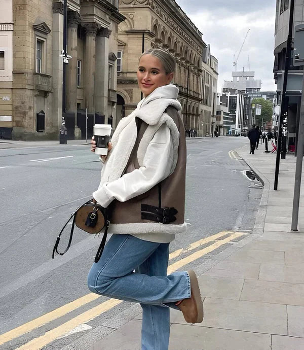 Clinty | Women's Faux Leather Vest with Cozy Teddy Lining – Stylish & Warm