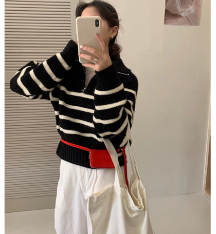 Doro | Women's Cozy Striped Pullover with Zipper