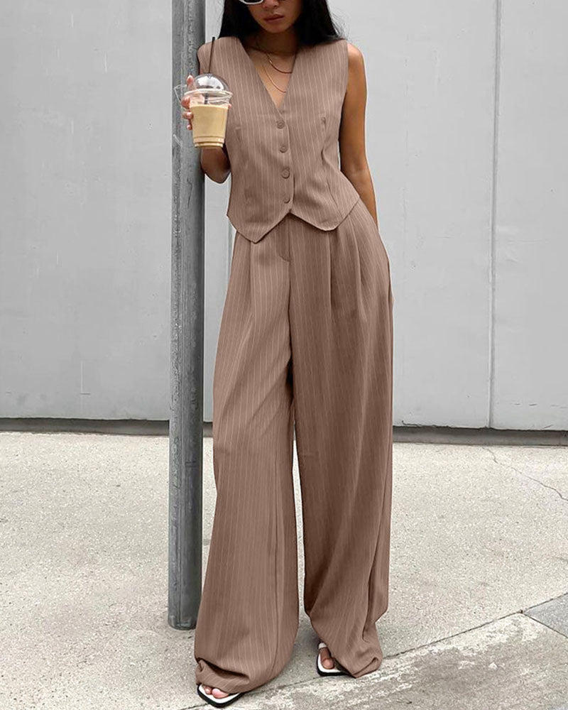 Alexa | Pinstripe Gilet and Trousers Set for Women – Chic & Comfort