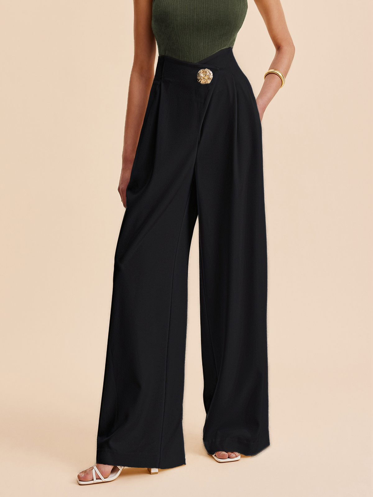 Gia | Chic High-Waisted Wide-Leg Trousers with Gold Button Detail