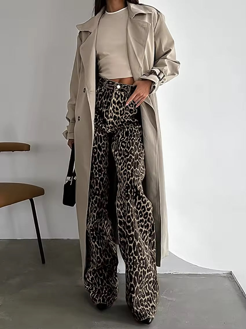 Fallon | Stylish Straight-Leg Jeans in Trendy Leopard Print