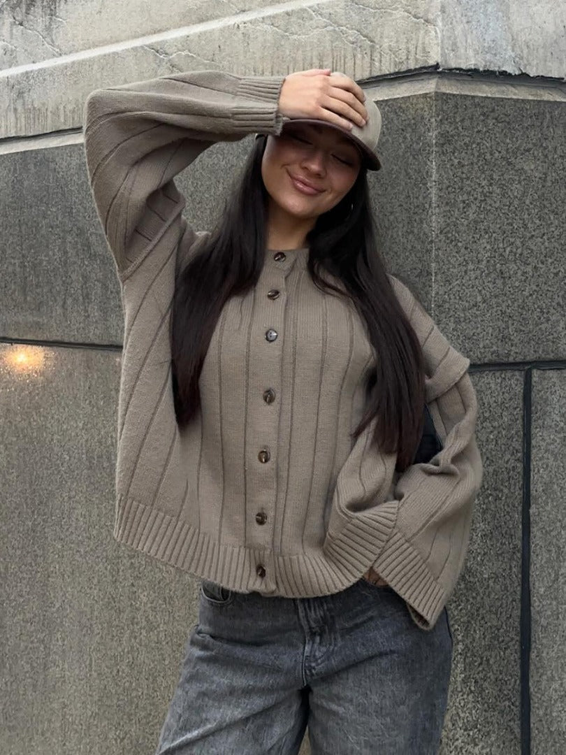 Veronica | Chic Women's Cardigan - Fashionable Ribbed Vest