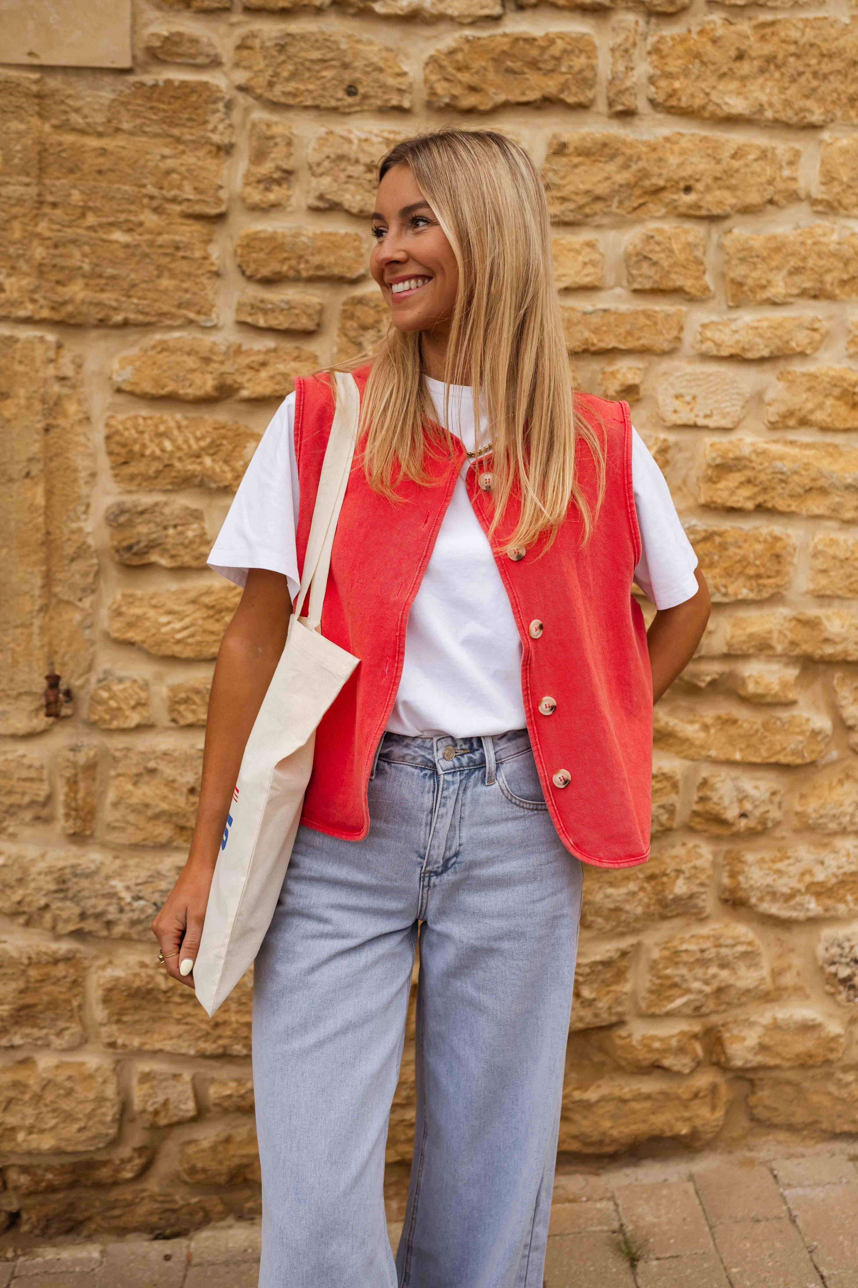 Frida | Stylish Red Women's Waistcoat with Buttons – Lightweight & Chic