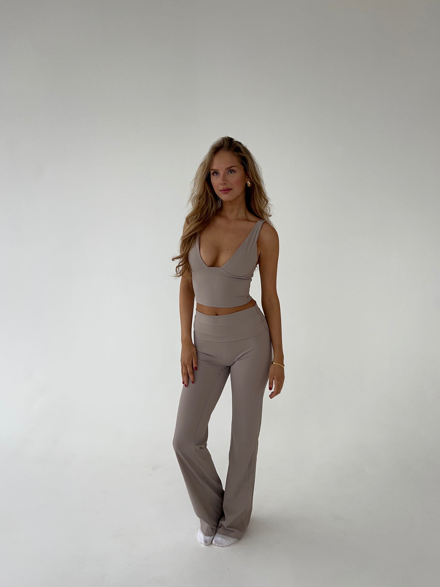 Lamia | Casual Flared Leggings with Stretch for Yoga