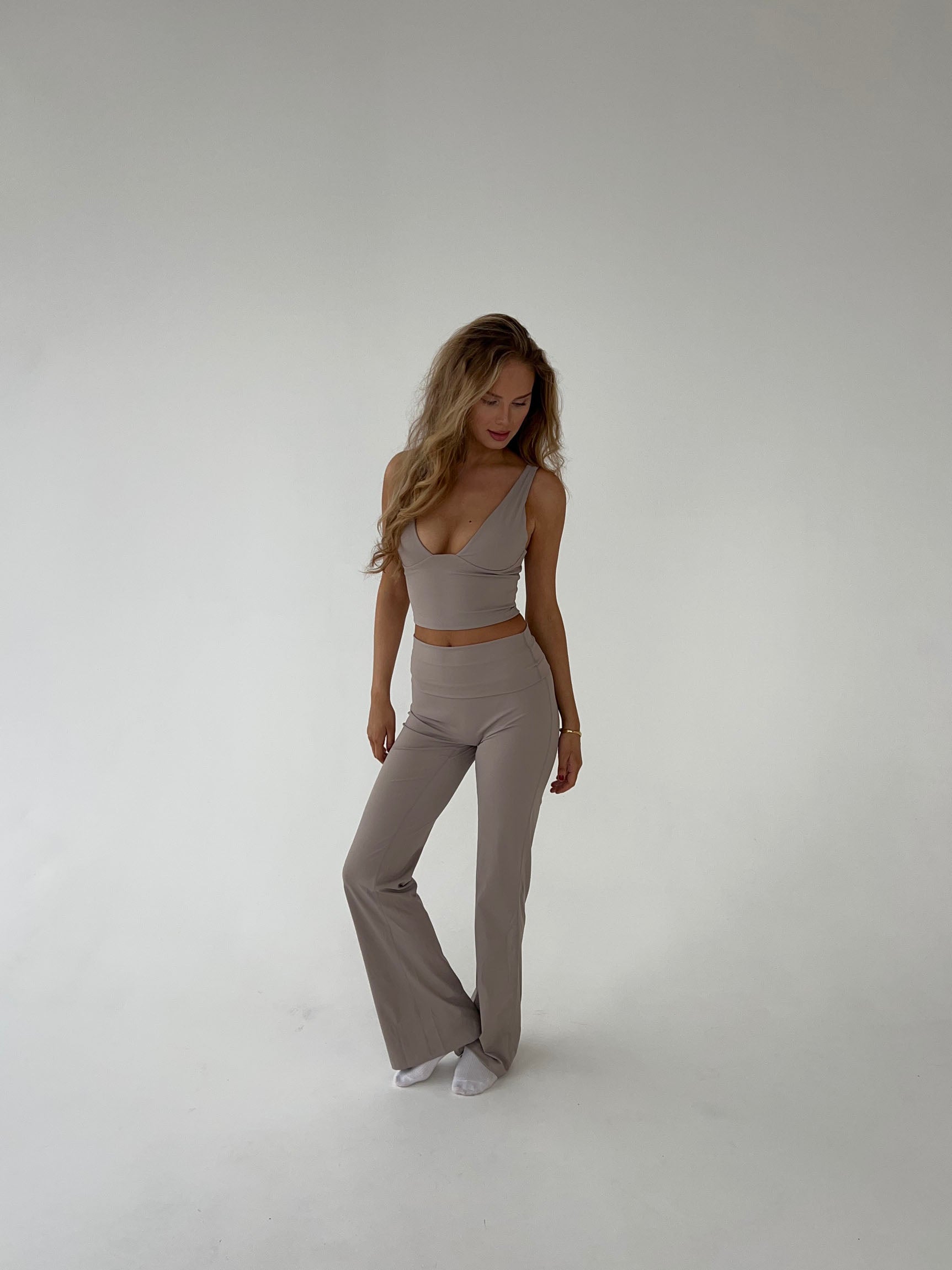 Lamia | Casual Flared Leggings with Stretch for Yoga